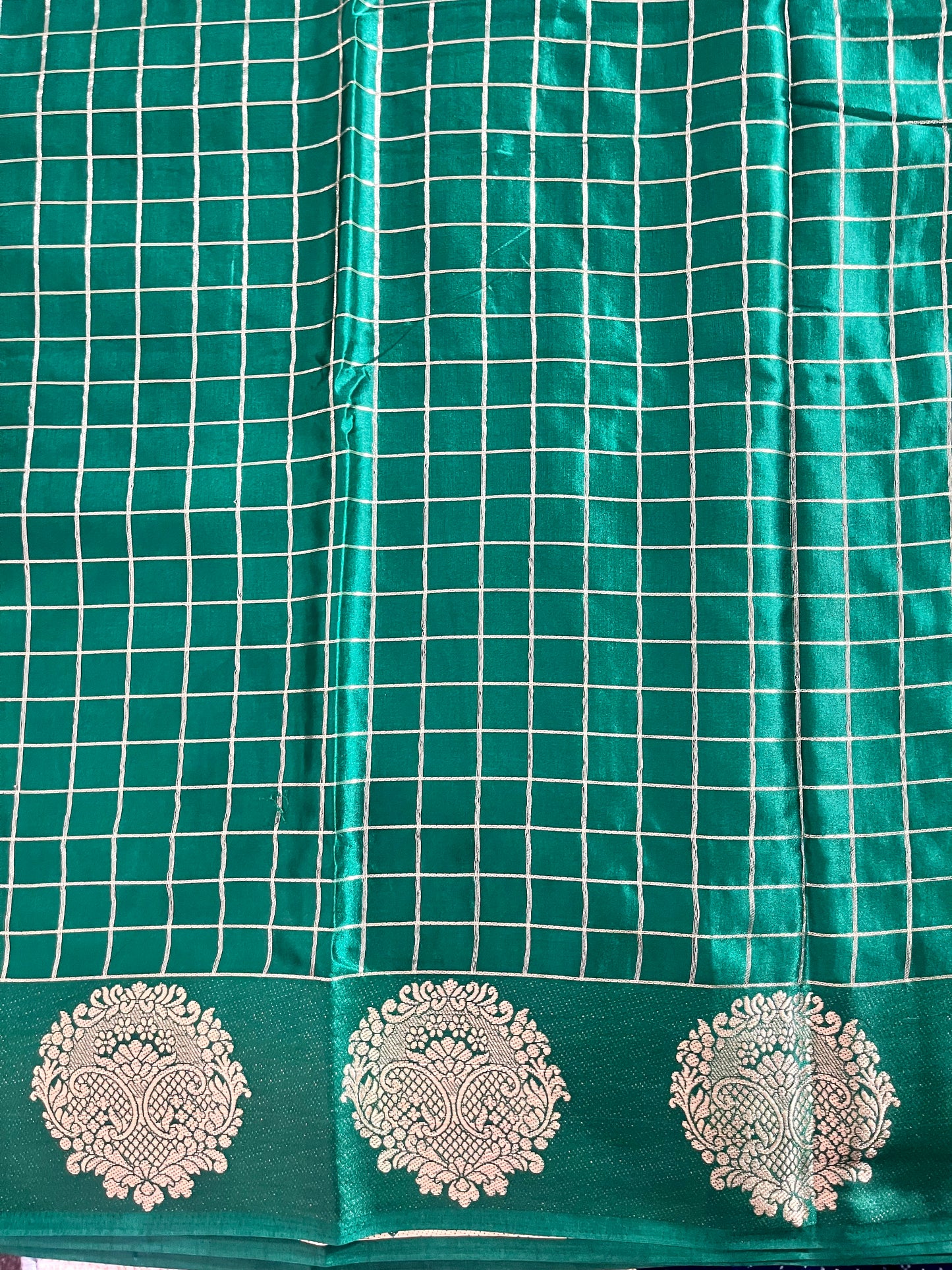 Premium Viscose saree