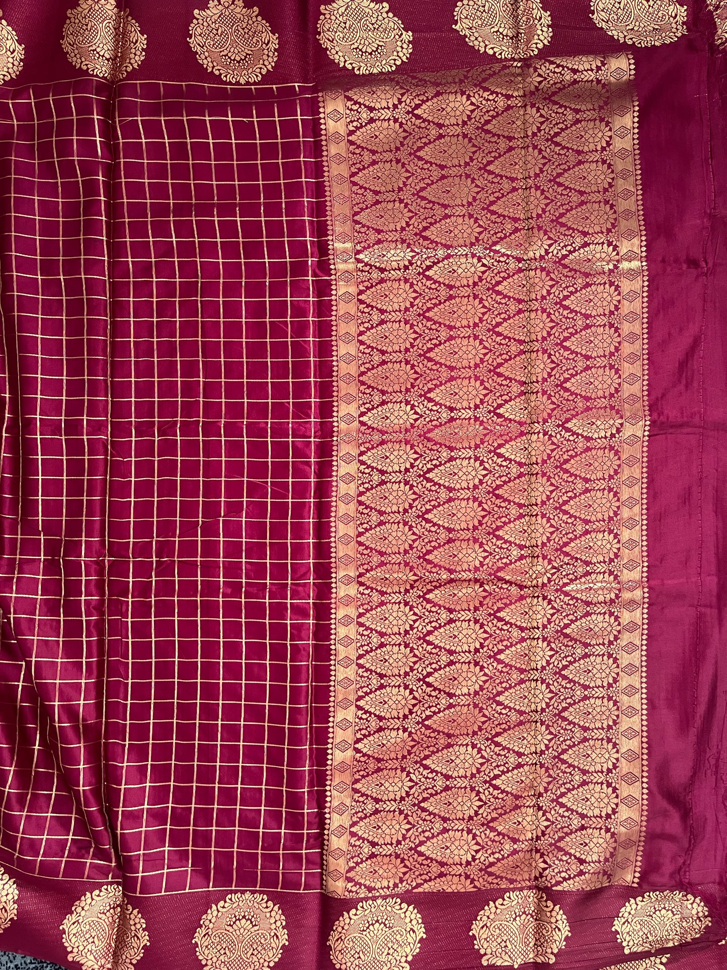 Premium Viscose saree