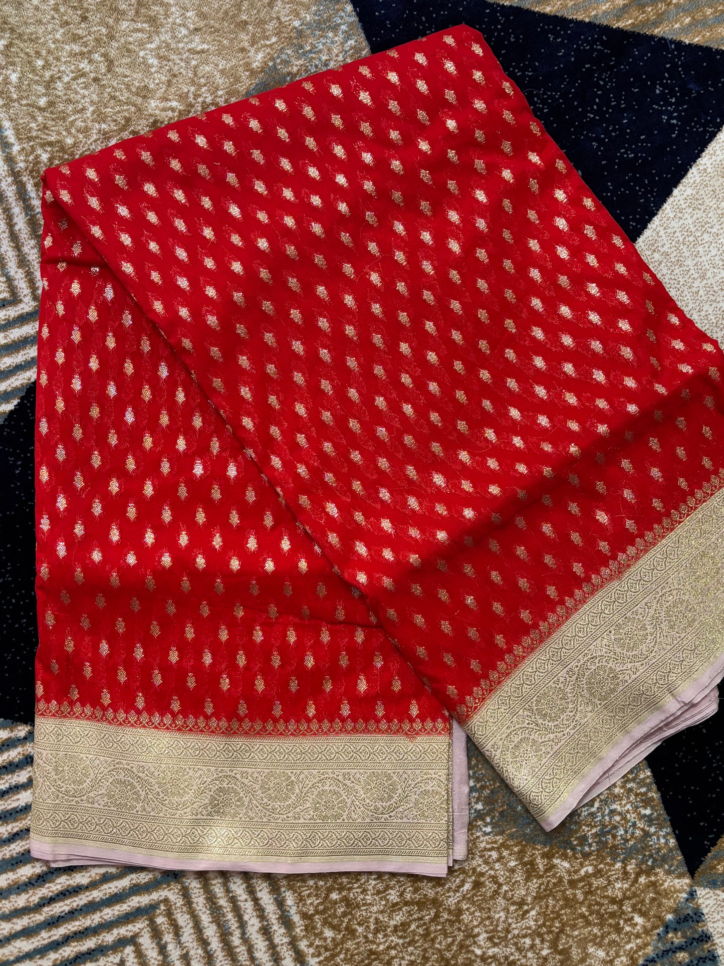 Semi banaras kaddi georgette