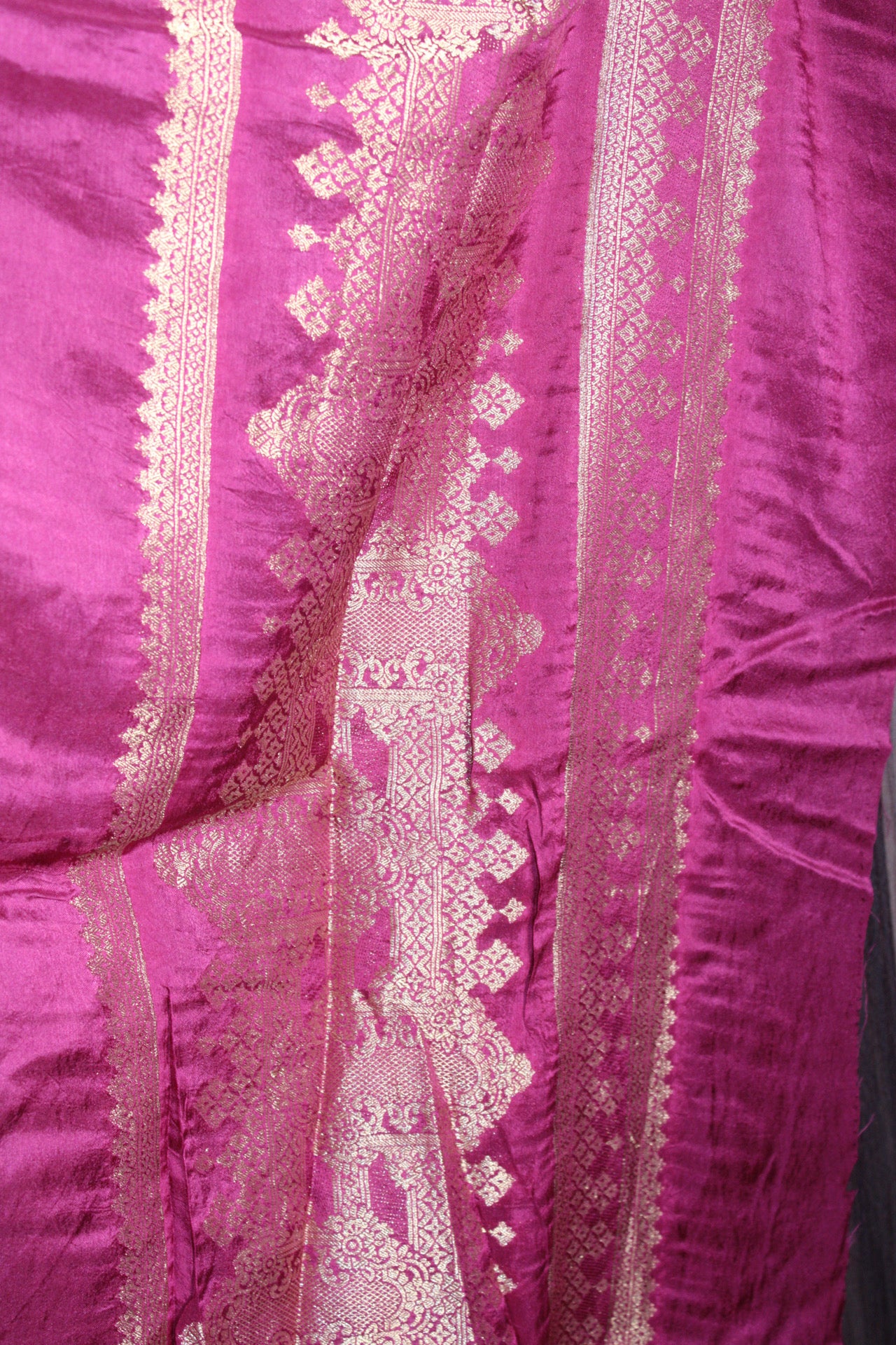 Dola Silk