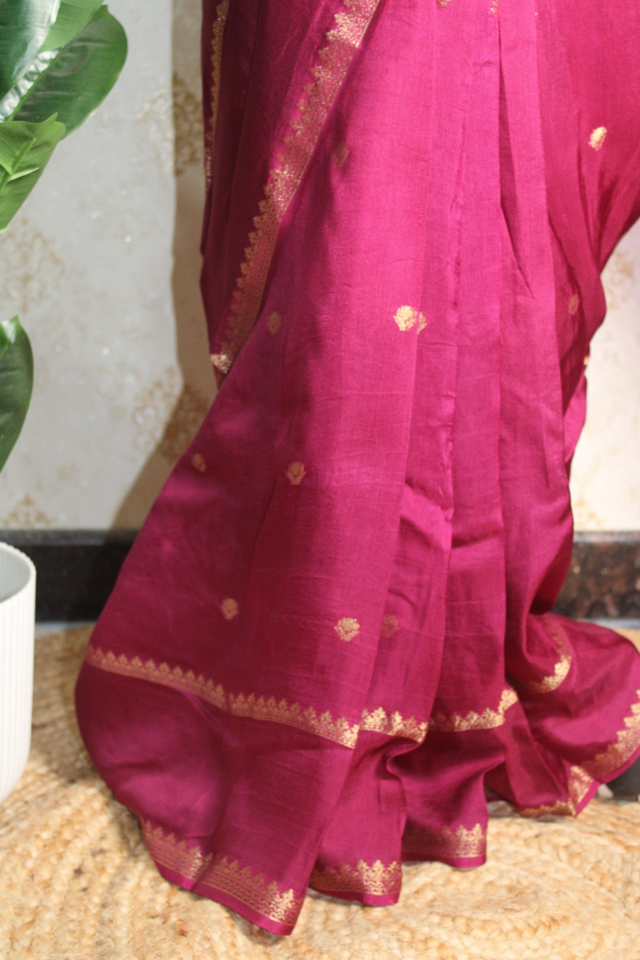 Dola Silk