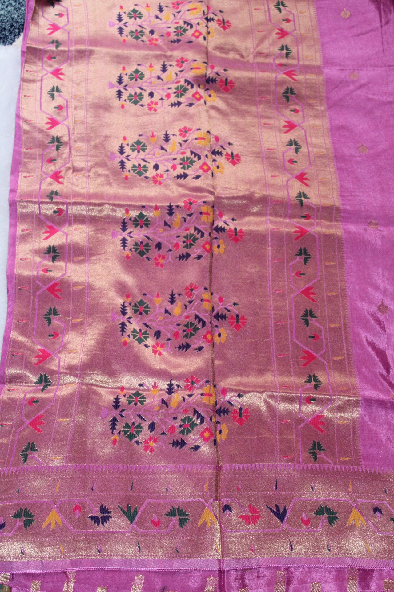 Dola silk With Paithani border